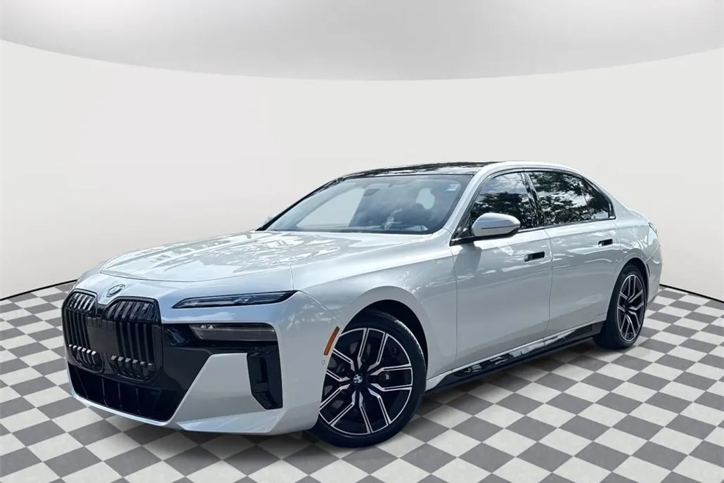 2023 Bmw i7 xDrive60 photo 1