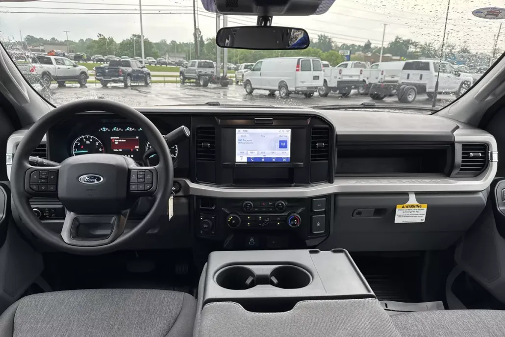 2025 Ford F-250 XL photo 1