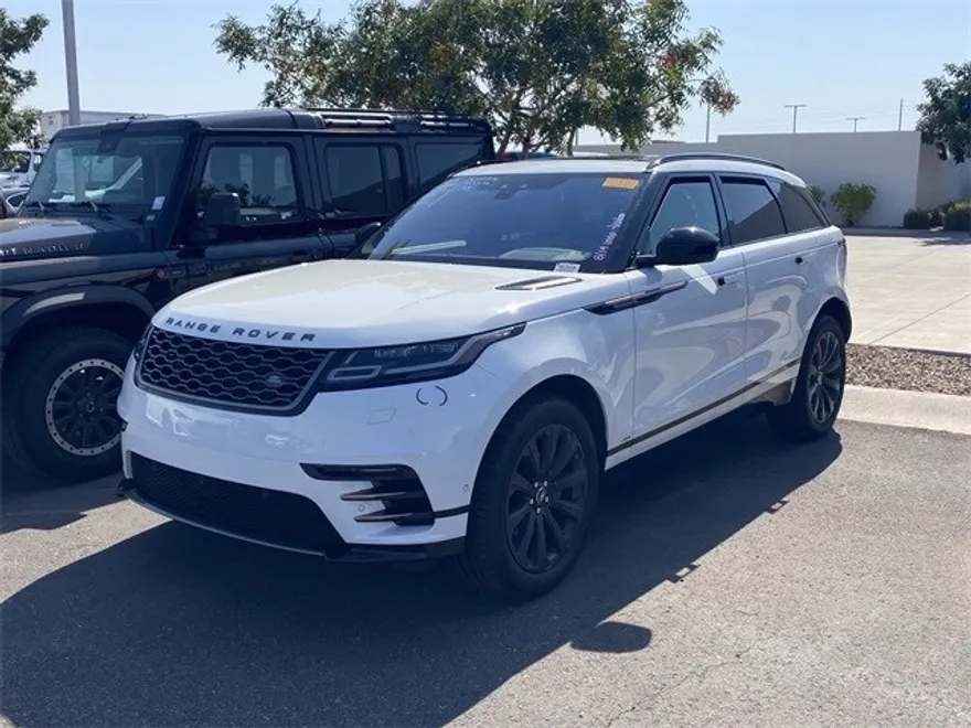 2018 Land Rover Range Rover Velar SE photo 1
