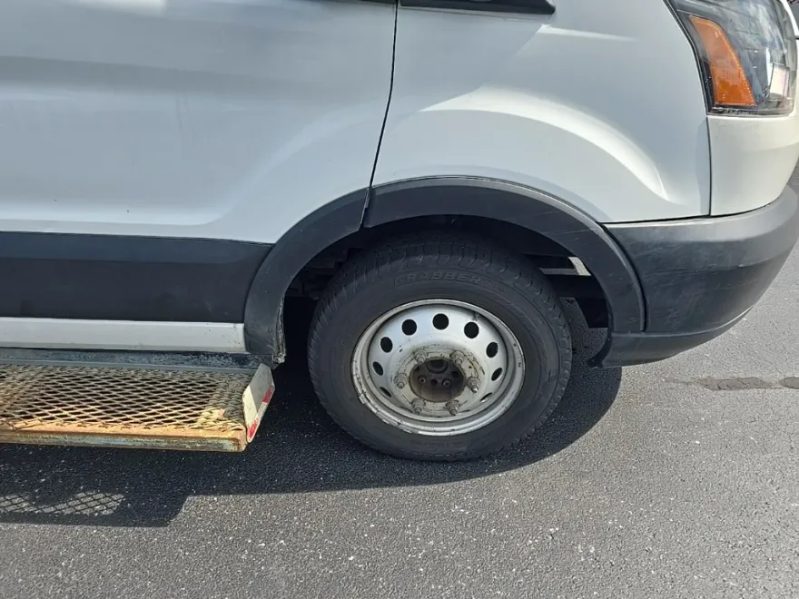 2019 Ford Transit photo 1
