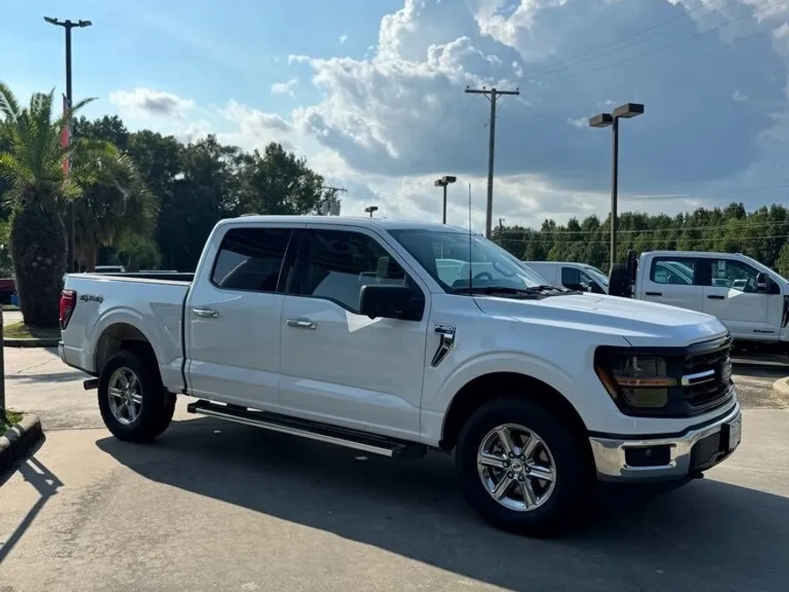 2024 Ford F-150 XLT photo 1
