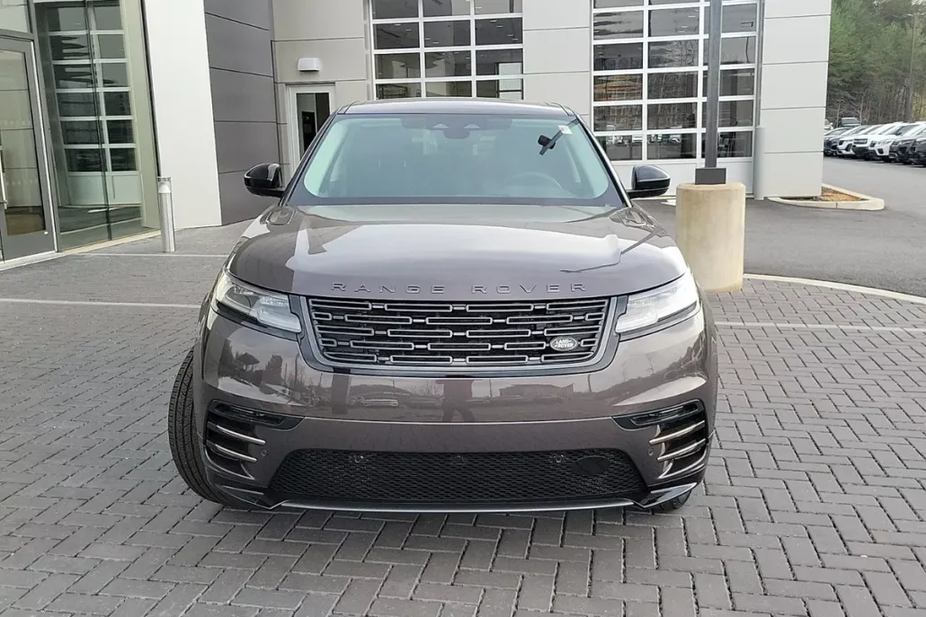 2025 Land Rover Range Rover Velar SE photo 1