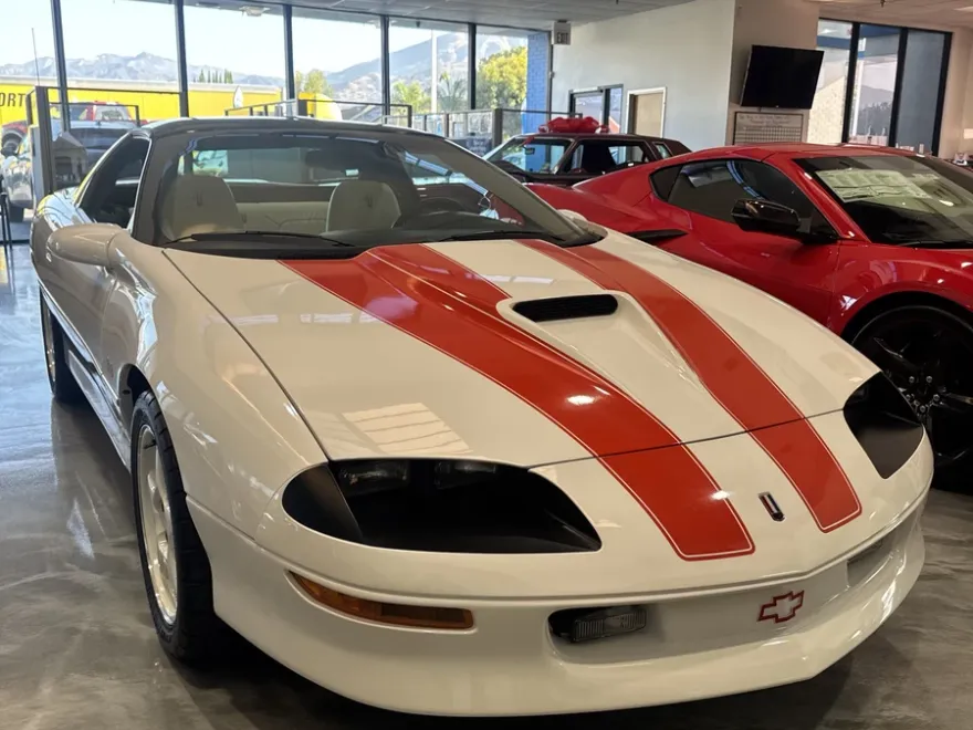 1997 Chevrolet Camaro SS photo 1