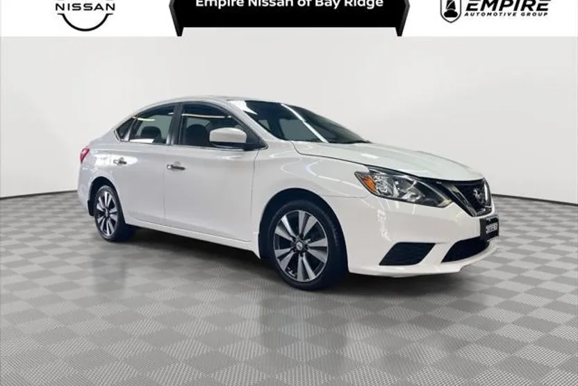 2019 Nissan Sentra SV photo 1