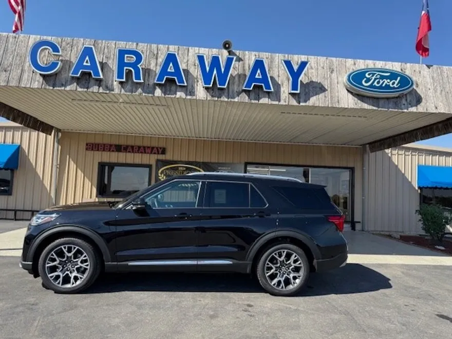 2025 Ford Explorer Platinum photo 1
