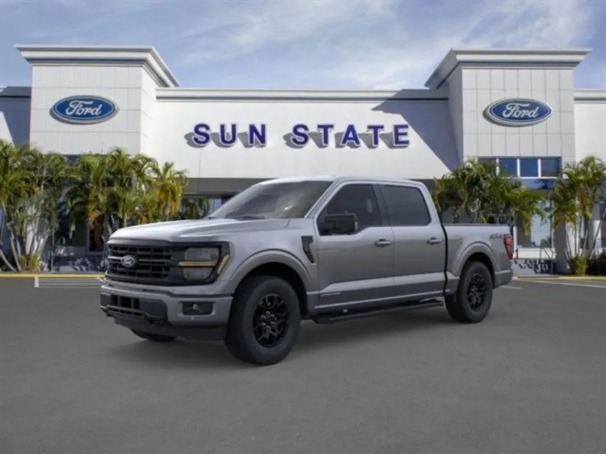 2025 Ford F-150 XLT photo 2
