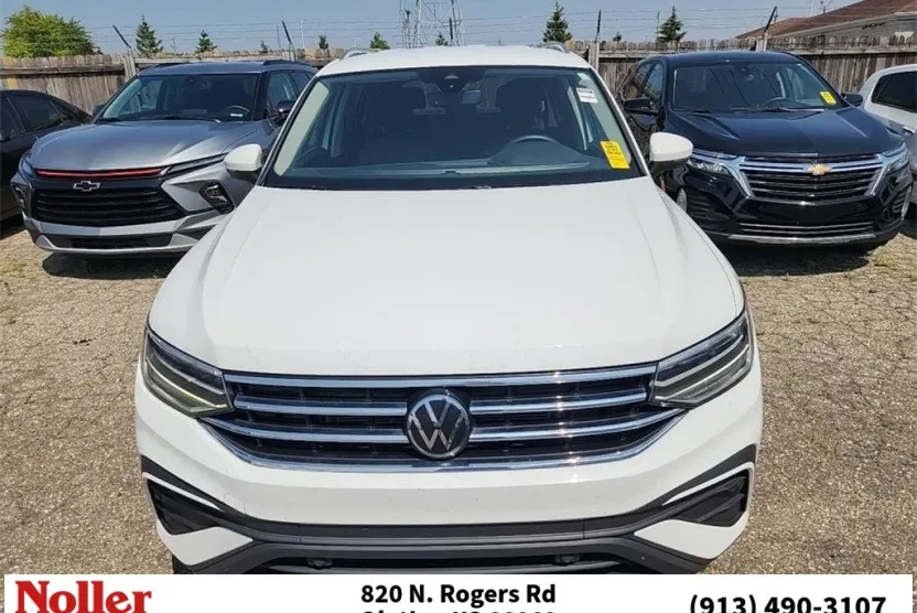 2022 Volkswagen Tiguan SE photo 1
