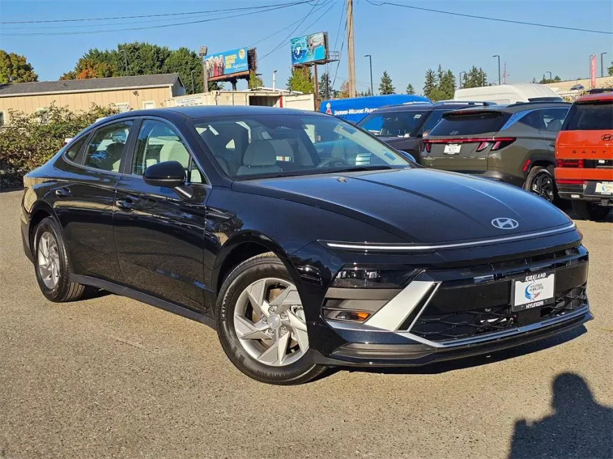 2026 Hyundai Sonata SE photo 1