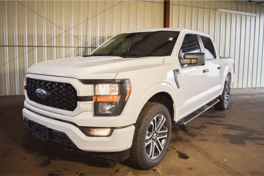 2023 Ford F-150 XL photo 1