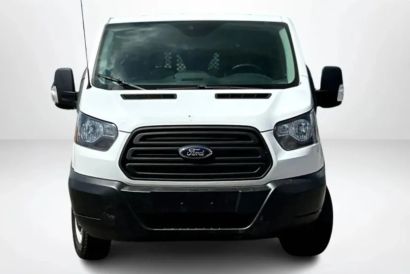 2019 Ford Transit Van photo 1