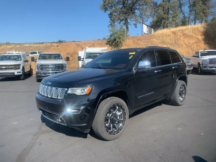 2021 Jeep Grand Cherokee Overland photo 1