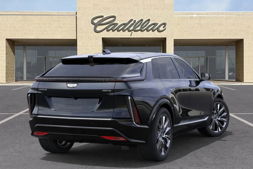 2023 Cadillac Lyriq Luxury photo 1