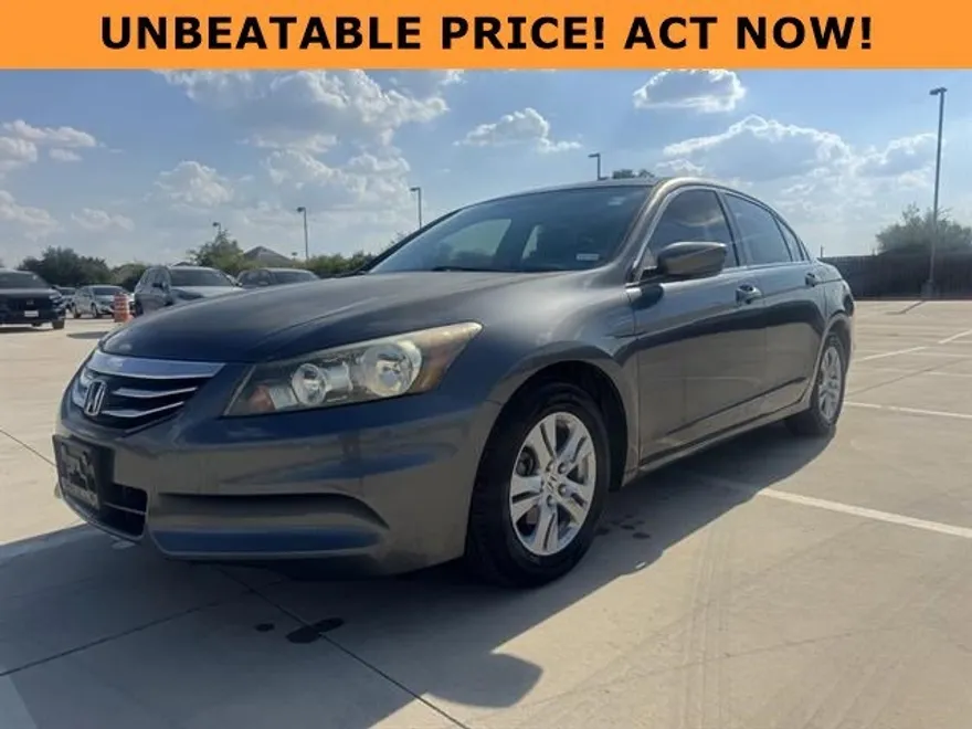 2011 Honda Accord LX-P photo 1