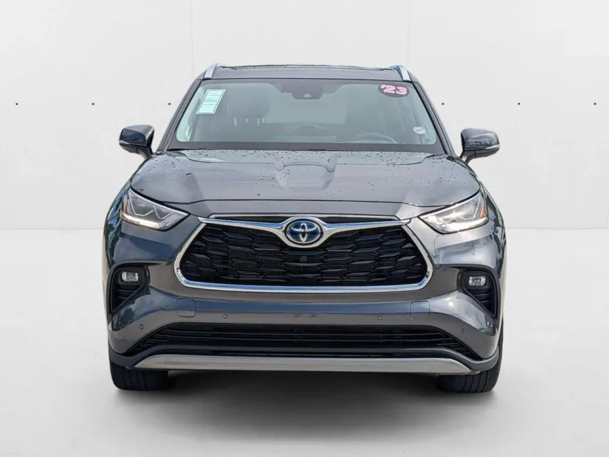 2023 Toyota Highlander Hybrid Platinum photo 1