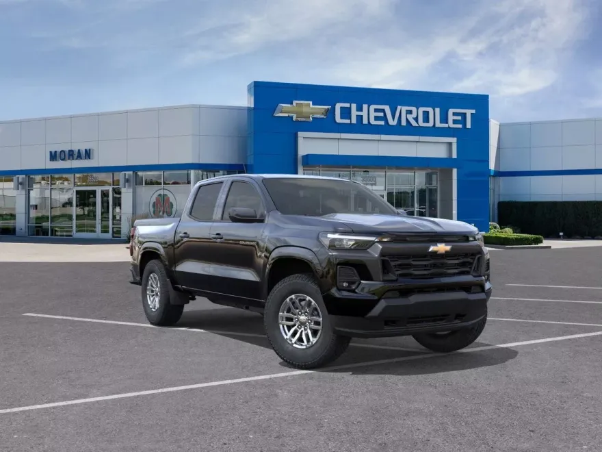 2025 Chevrolet Colorado Work Truck LT photo 1