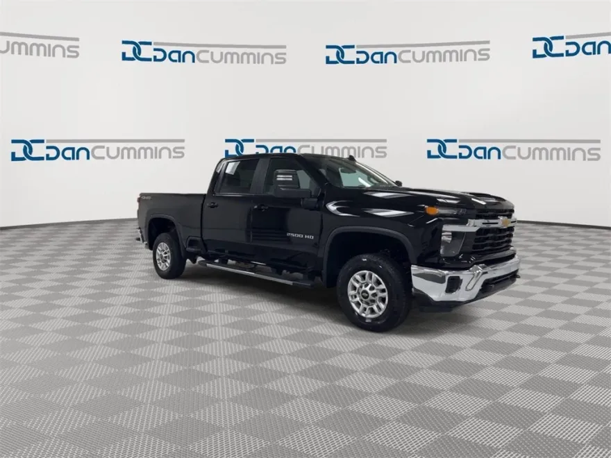 2024 Chevrolet Silverado 2500HD High Country LT photo 1