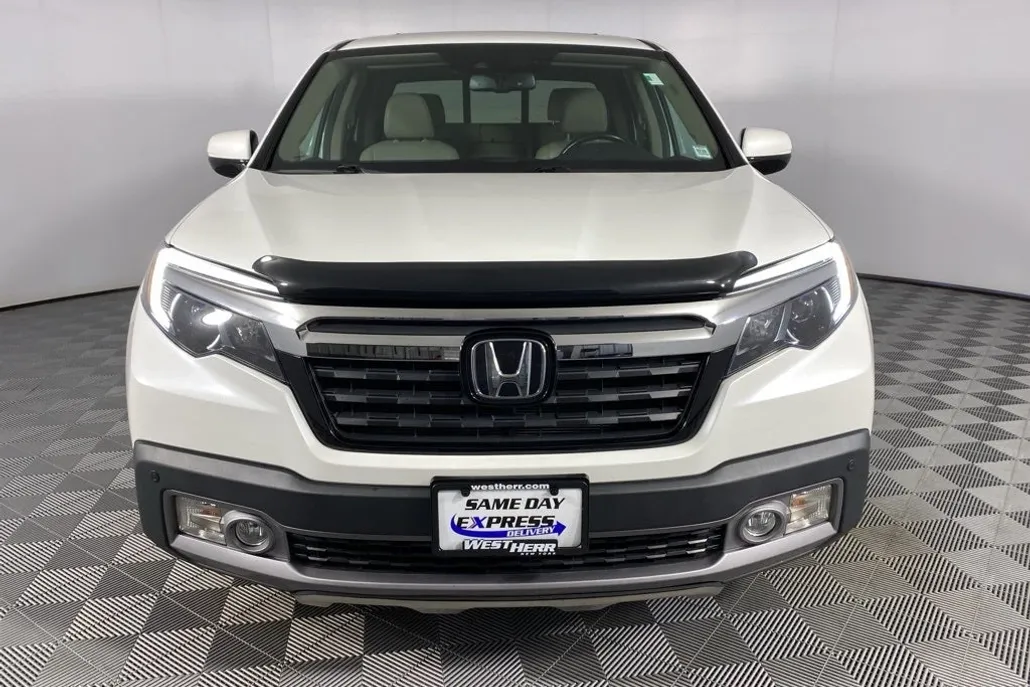 2020 Honda Ridgeline RTL-E photo 1