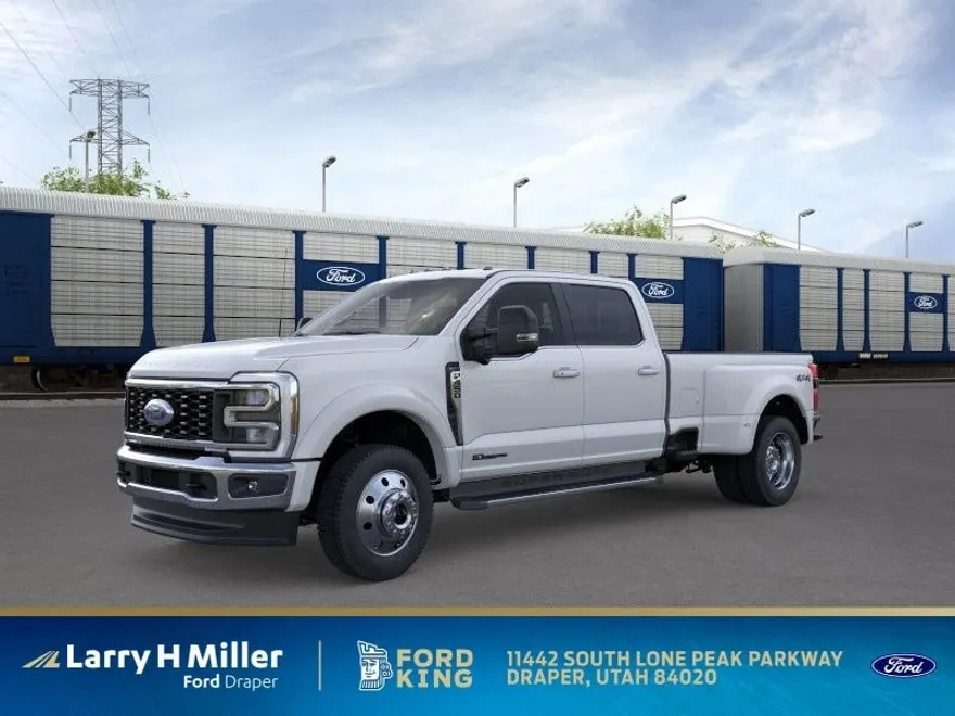 2026 Ford F-450 Lariat photo 1