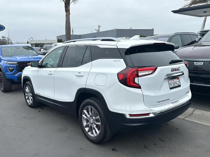 2023 Gmc Terrain SLT photo 1