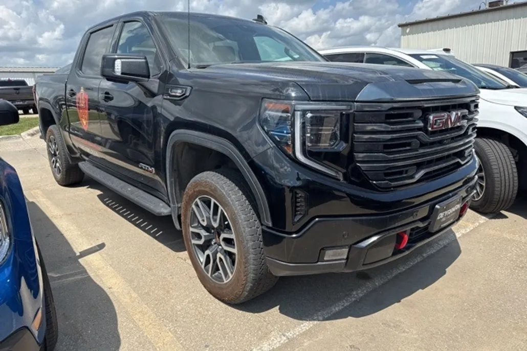 2023 Gmc Sierra 1500 AT4 photo 1