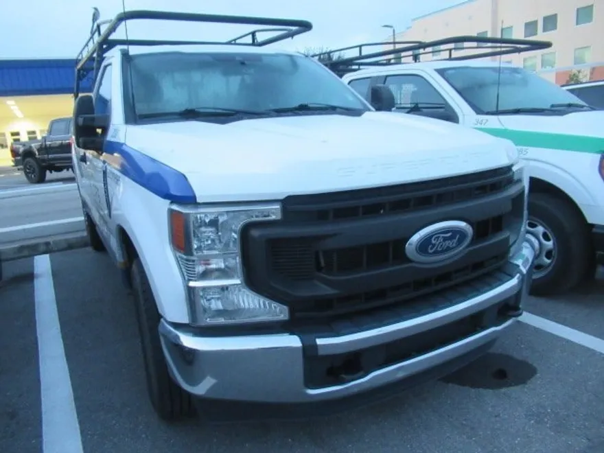 2022 Ford F-350 XL photo 1