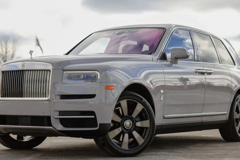 2023 Rolls Royce Cullinan photo 1