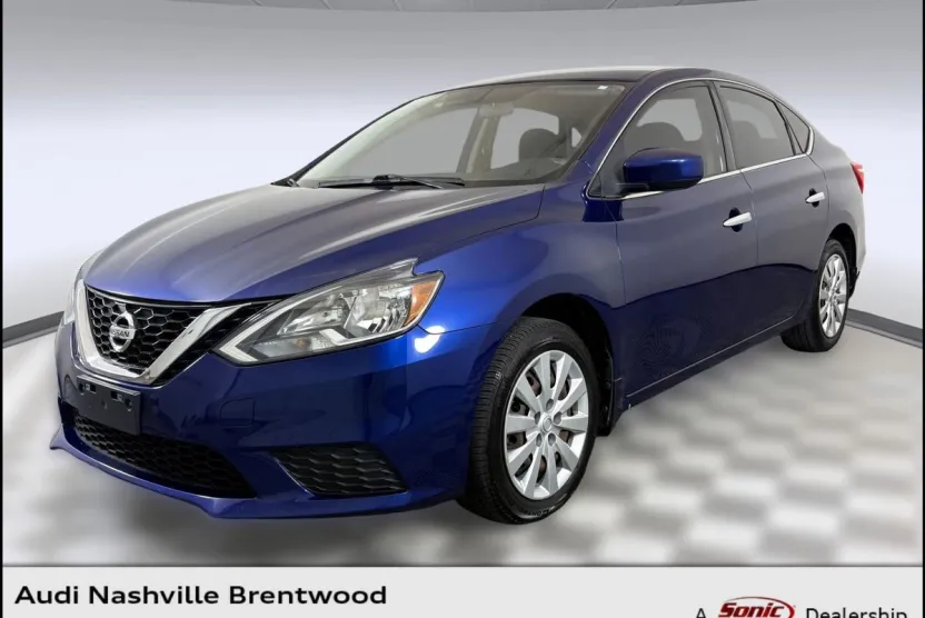 2016 Nissan Sentra S photo 1