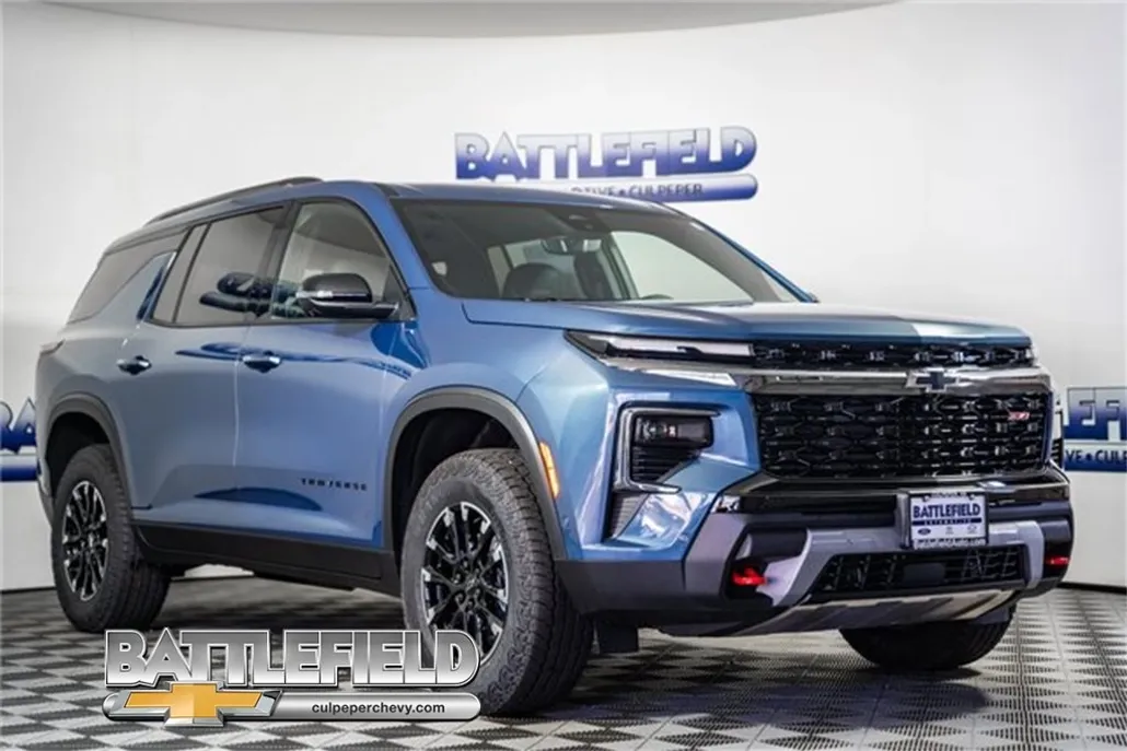 2026 Chevrolet Traverse Z71 photo 1
