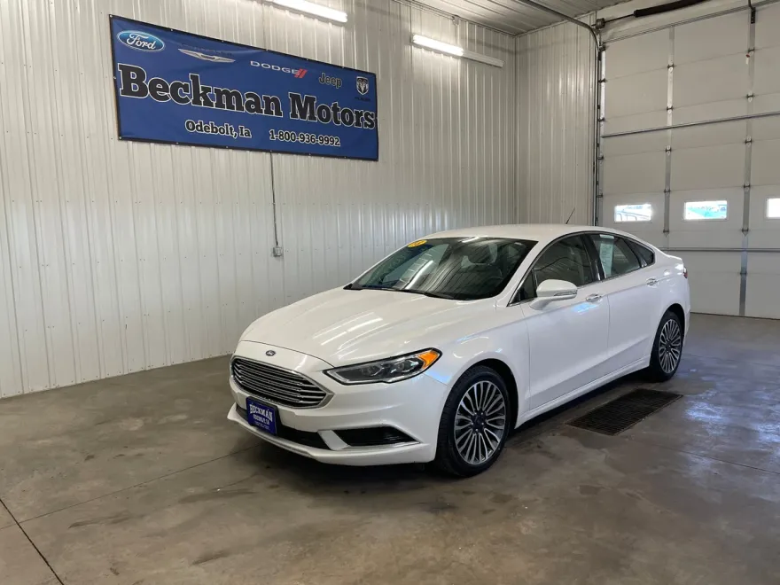 2018 Ford Fusion SE photo 1