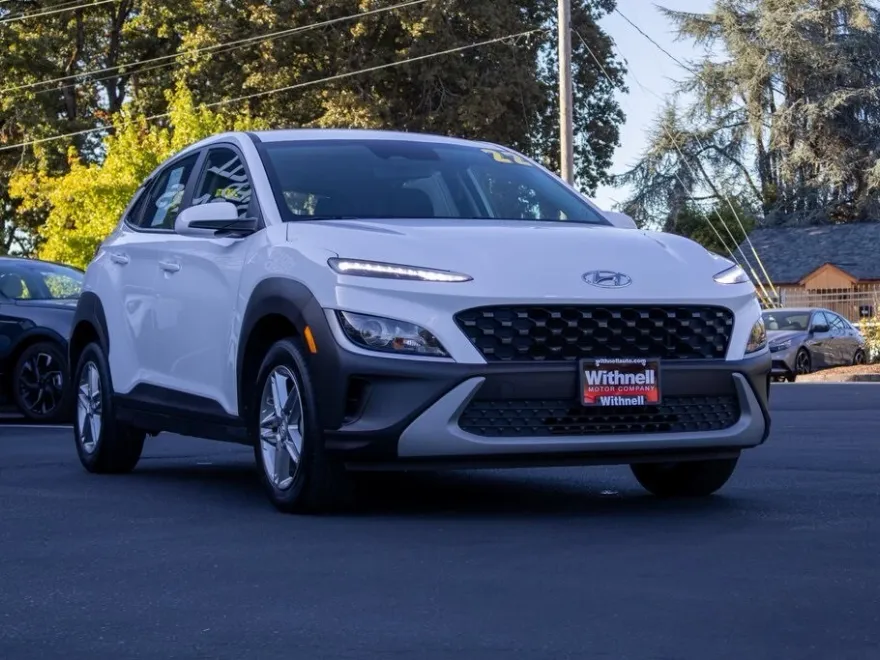 2022 Hyundai Kona SE photo 1