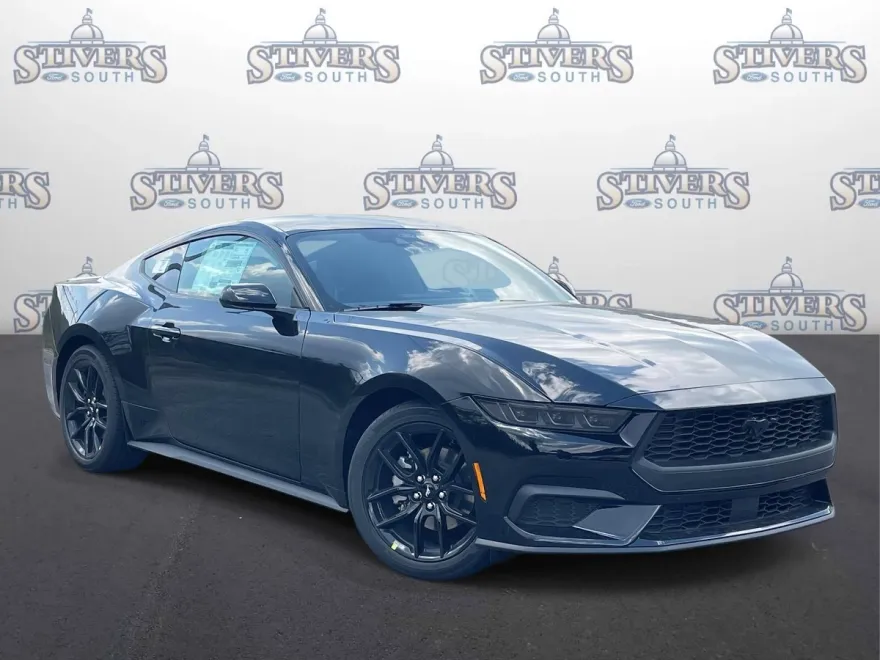 2025 Ford Mustang EcoBoost photo 1