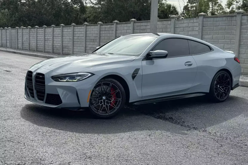 2024 Bmw M4 Coupe photo 1