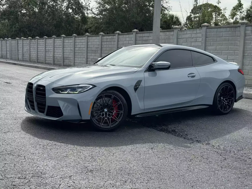 2024 Bmw M4 Coupe photo 1