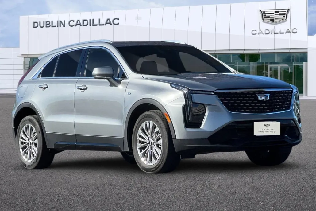 2024 Cadillac XT4 Premium Luxury photo 1