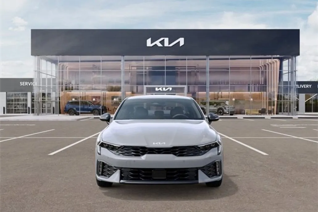 2026 Kia K5 GT-Line photo 1