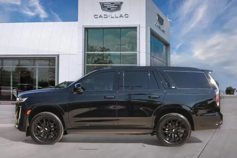 2024 Cadillac Escalade Sport photo 1