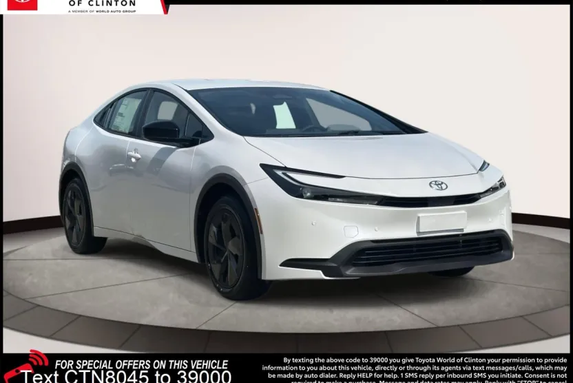2026 Toyota Prius LE photo 1