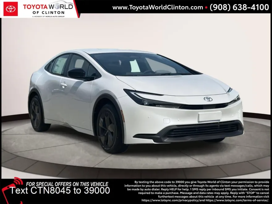 2026 Toyota Prius LE photo 1
