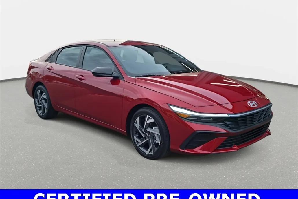 2025 Hyundai Elantra SEL Sport photo 1