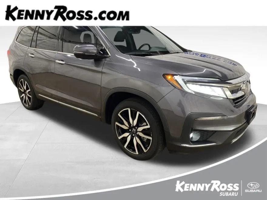2022 Honda Pilot Touring photo 1
