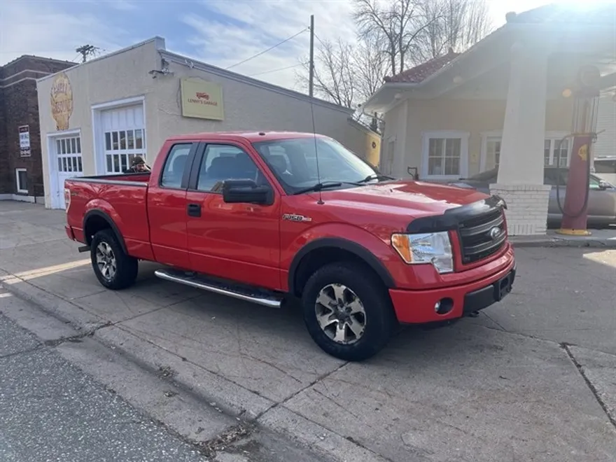 2013 Ford F-150 STX photo 1