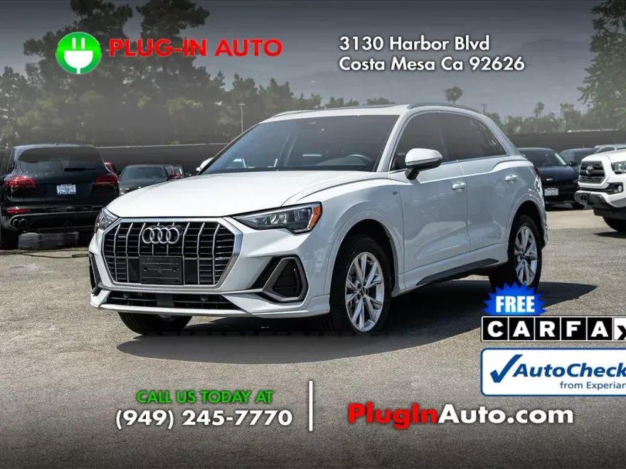 2022 Audi Q3 S line Premium photo 1