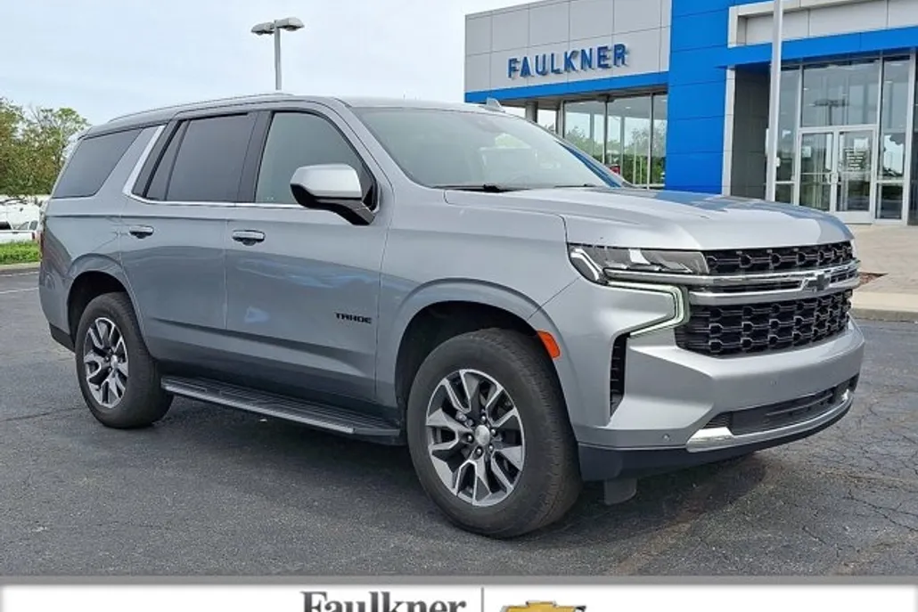 2023 Chevrolet Tahoe LS photo 1