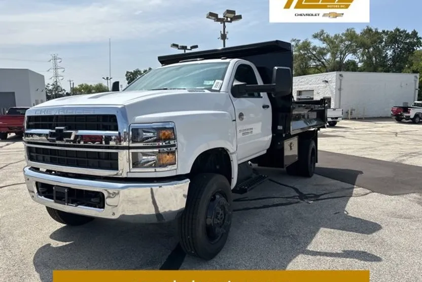 2024 Chevrolet Silverado 5500HD Work Truck photo 1