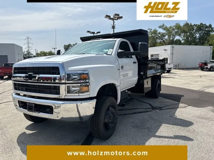 2024 Chevrolet Silverado 5500HD Work Truck photo 1