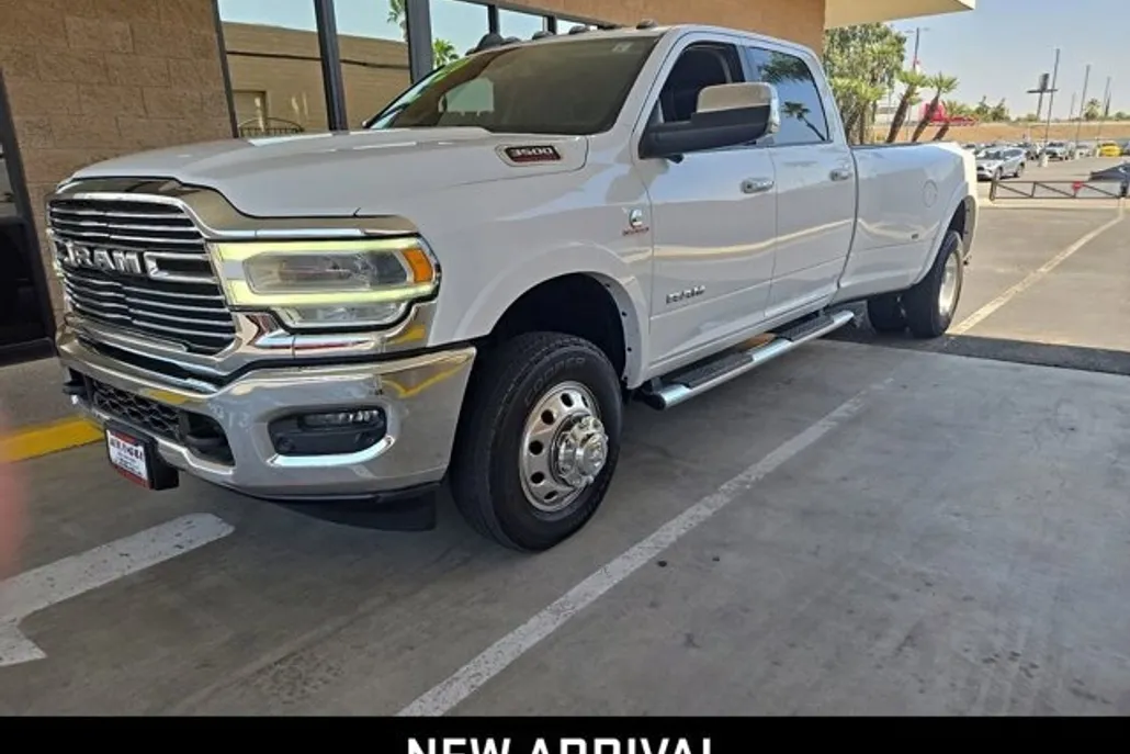 2020 Ram 3500 Laramie photo 1