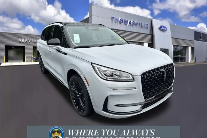 2025 Lincoln Corsair Grand Touring photo 1