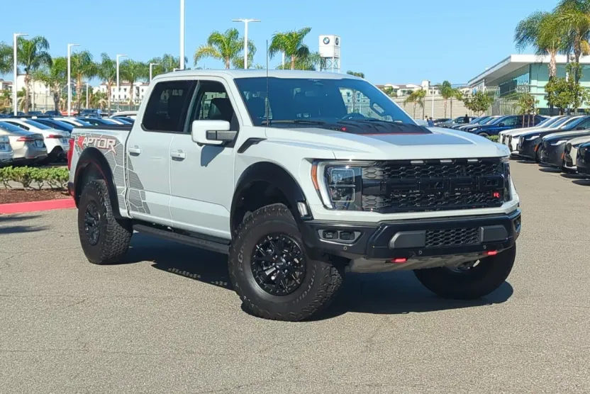 2023 Ford F-150 Raptor photo 1
