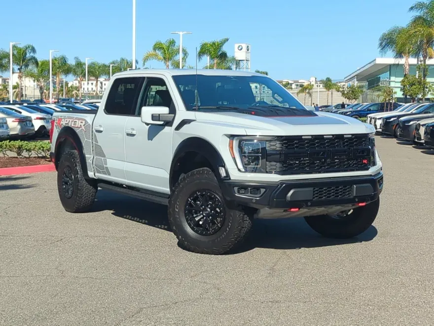 2023 Ford F-150 Raptor photo 1