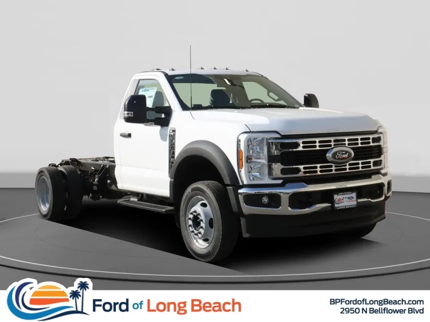 2024 Ford F-550 photo 1